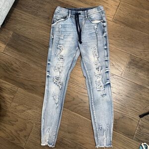 Elite Jeans Blue Jeggings with Distressed Vintage Look SZ M‎